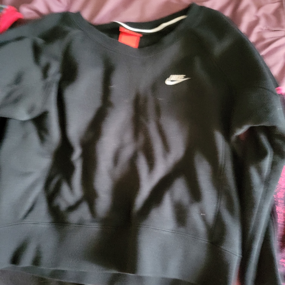 Nike kids sweatshirt, L
